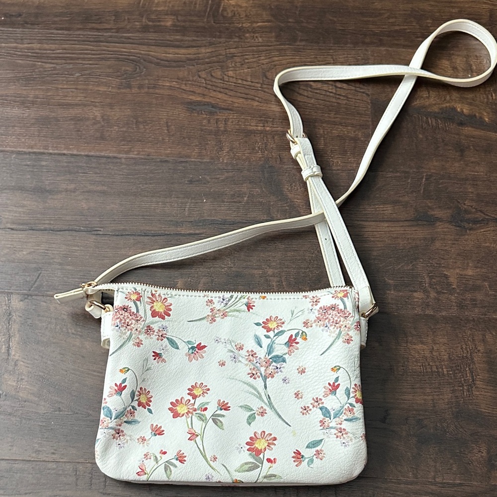 LC Lauren Conrad Floral White Crossbody Bag - Picture 3 of 3